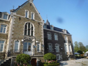 Отель Le Château de Rendeux  Рандё